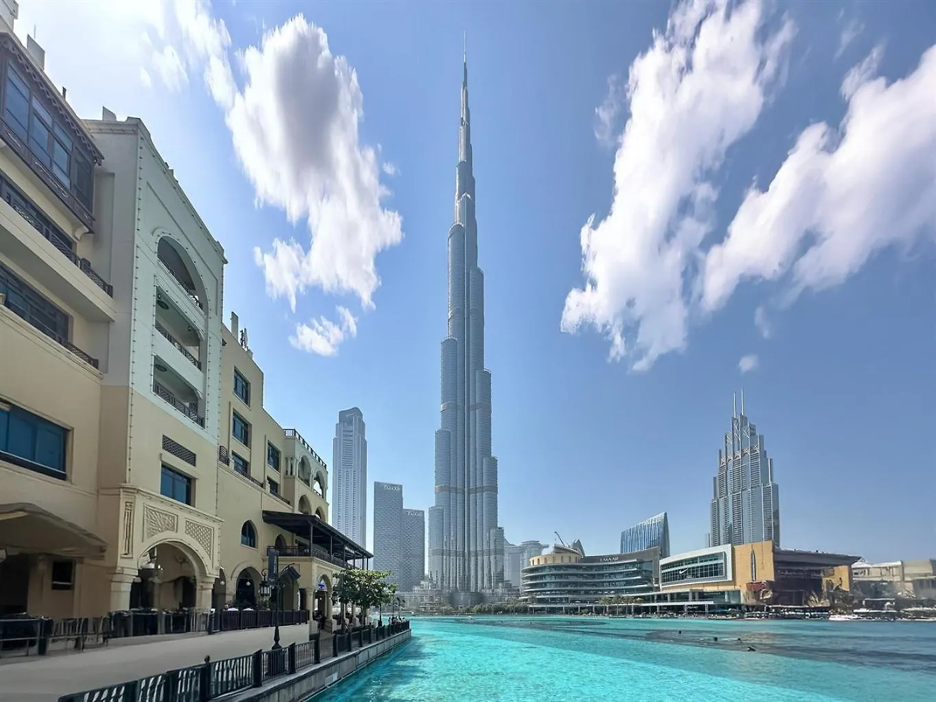 Vista Luxe Studio W Canal & Pool Paradise View Dubai 0*,